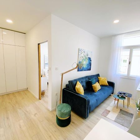 Апартаменти New Stylish & Modern Studio Apart - With Sea View Пула Екстер'єр фото